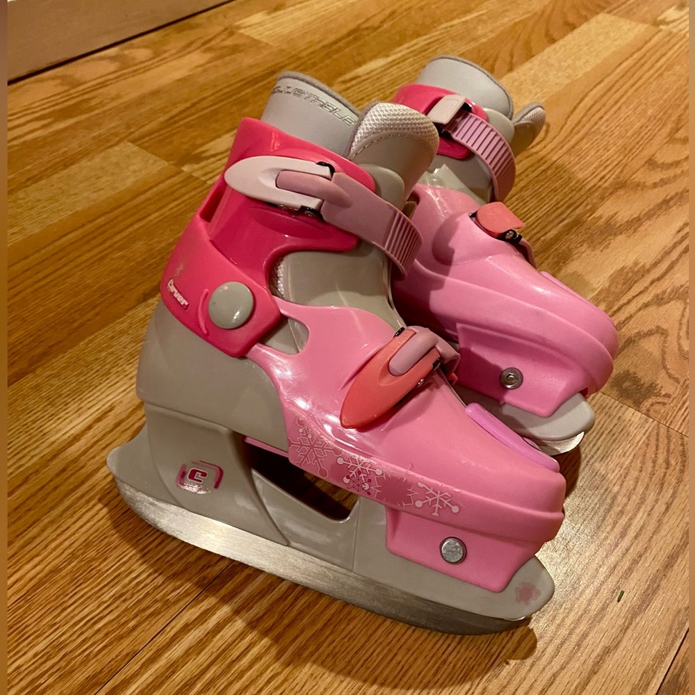 Carver Kids Ice Skates Size 10-13